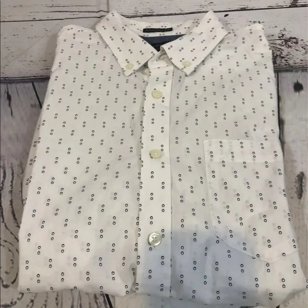 Banana Republic summer short sleeve shirt bundle of 4 All size large